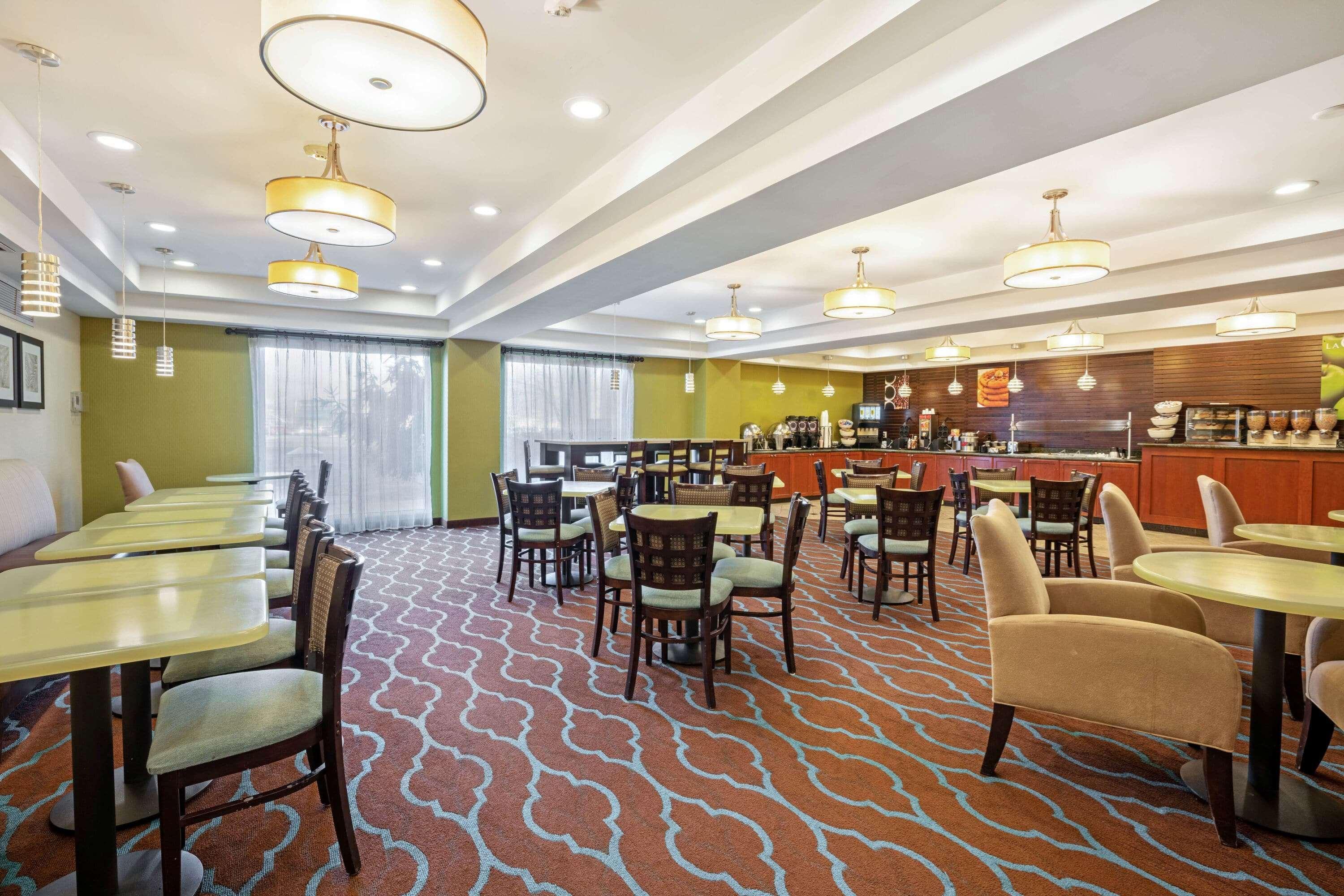 La Quinta By Wyndham Boise Towne Square Hotel Exterior foto